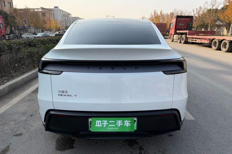 Used Tesla Model Y 2025 Rear-Wheel Drive First Edition