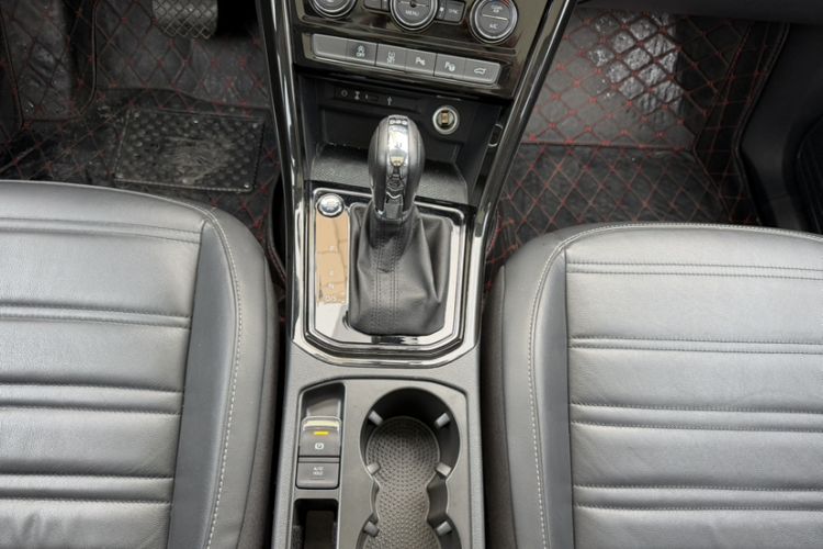 Used Volkswagen Touran 2018 Volkswagen Touran L 280TSI DSG Boundary Luxury Edition 7 Seats China V Emission Standard