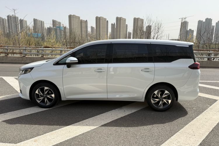 Used GAC Trumpchi M6 2023 PRO 270T DCT Luxury Edition Exterior 3