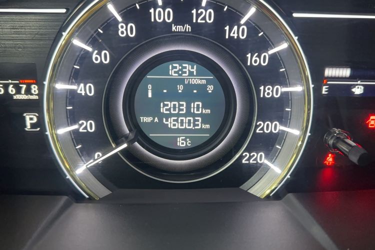 Used Honda Elysion 2016 2.4L Style Edition