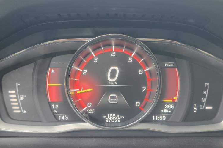 Used Volvo XC60 2017 T5 AWD Smart Upgrade Edition
