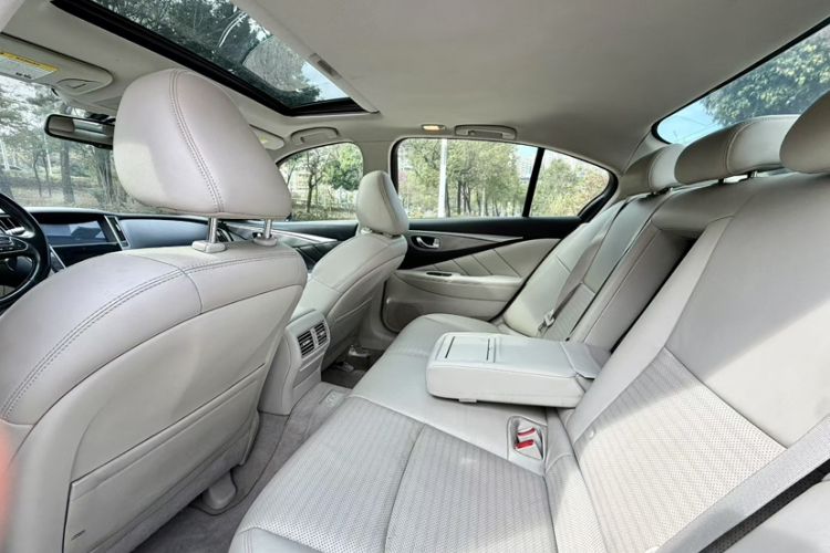 Used Infiniti Q50 2014 3.7L Luxury Sport Edition
