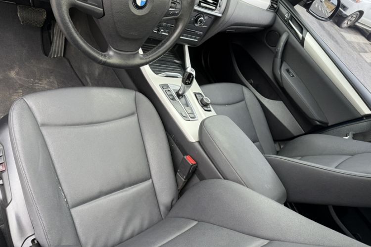 Used BMW X3 2016 sDrive20i
