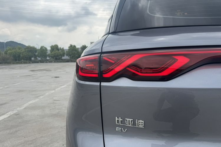 Used BYD Yuan UP 2024 401KM Leading Edition Exterior 10