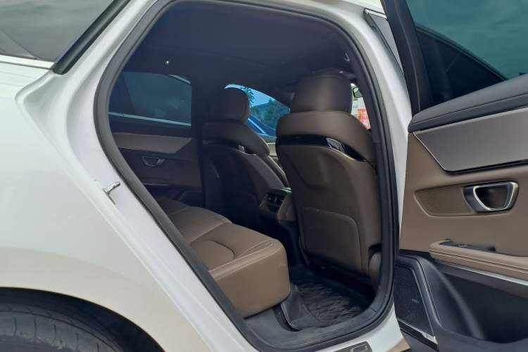 Used BYD Han 2020 EV Long-Range Luxury Model