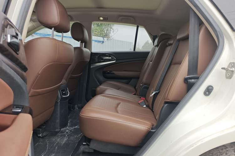 Used BYD S7 2016 2.0T Automatic Prestige Plus