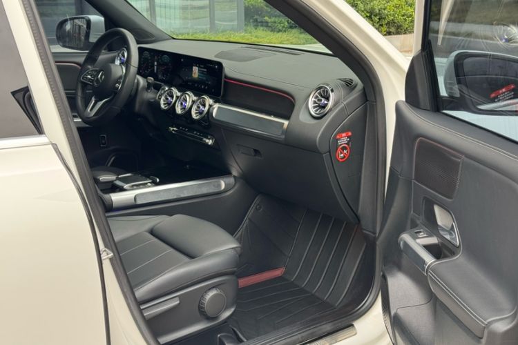 Used Mercedes-Benz GLB 2020 Updated GLB 200 Dynamic Edition Interior 7