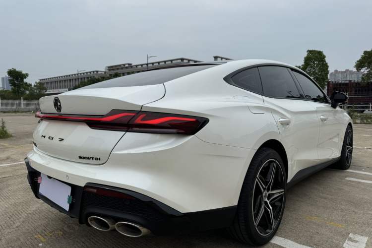 Used MG 7 2023 1.5T DCT Elegant & Graceful Edition