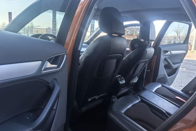 Used Audi Q3 2017 30 TFSI Fashion Model Interior 2