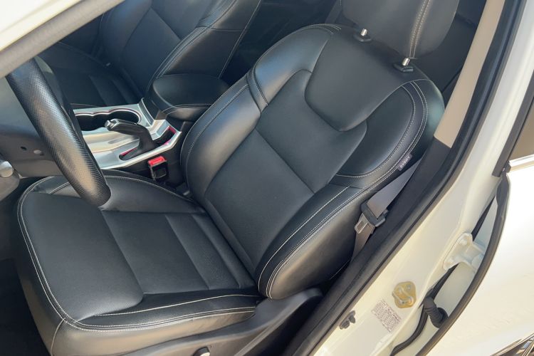 Used Geely Auto Vision X6 2016 1.8L Manual Luxury Model
