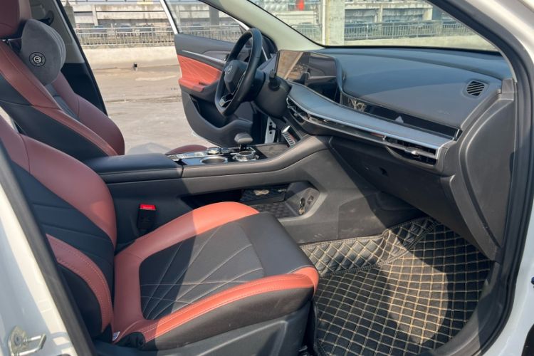 Used Changan Eado 2022 PLUS Blue Whale NE 1.4T GDI DCT Prestige Edition
