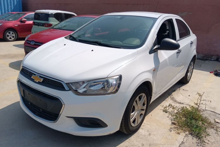 Used Chevrolet Aveo Sonic 2014 Sedan 1.4 SL MT Comfort Edition