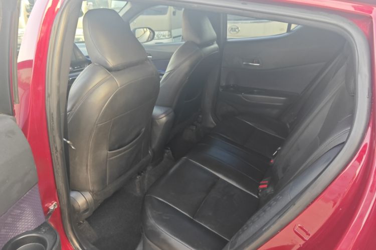 Used Toyota IZOA 2018 2.0L Yichi Version China VI Standard