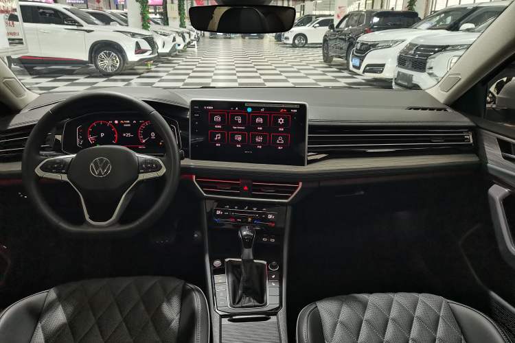 Used Volkswagen Sagitar 2023 280TSI DSG Excellence Plus Edition Interior 1
