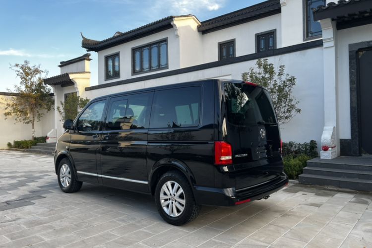 Used Volkswagen Multivan 2014 2.0 TSI Four-Wheel-Drive Executive Edition