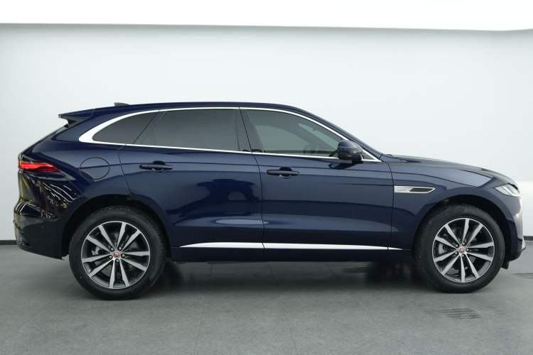 Used Jaguar F-PACE 2021 250 PS R-Dynamic S
