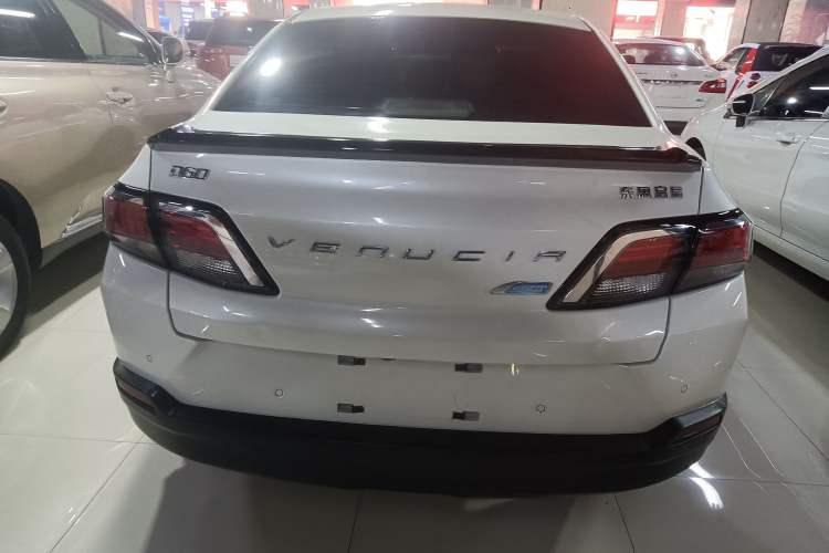 Used Venucia D60 2019 1.6L XL CVT Smart Connect Elite Edition