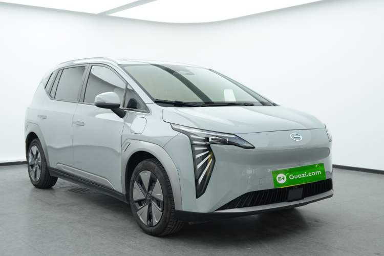 Used AION Y 2024 Younger