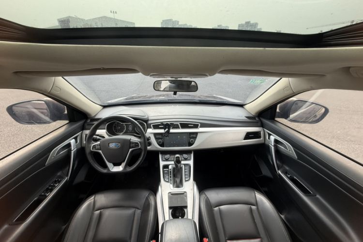 Used Geely Auto Emgrand X7 Sport 2018 1.8TD Automatic Two-Wheel Drive Zhiya Model