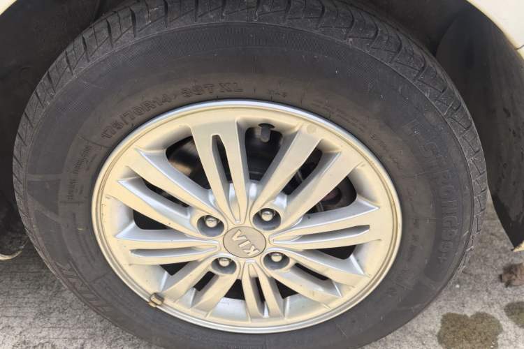 Used Kia Pegas 2017 1.4L Manual Value Edition Exterior 6