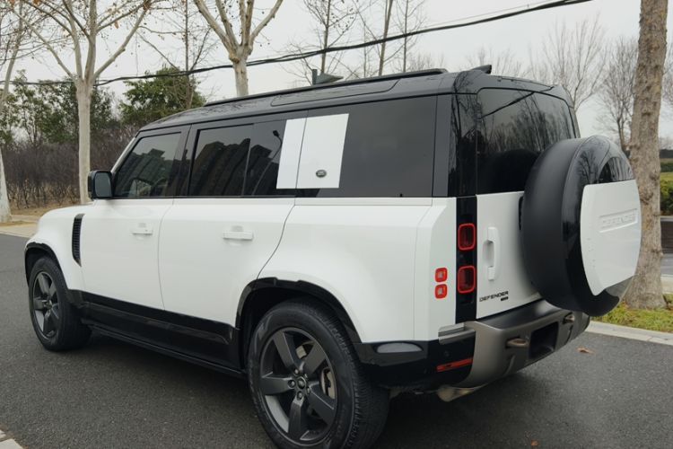 Used Land Rover Defender 2023 Facelift 110 3.0T P400 X-DYNAMIC HSE Exterior 5