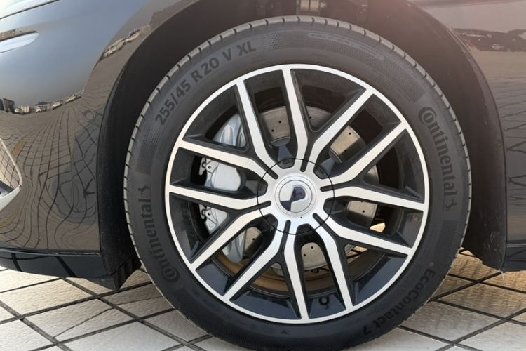 Used Denza Z9 2024 1100 km Four-Wheel Drive Pro Version