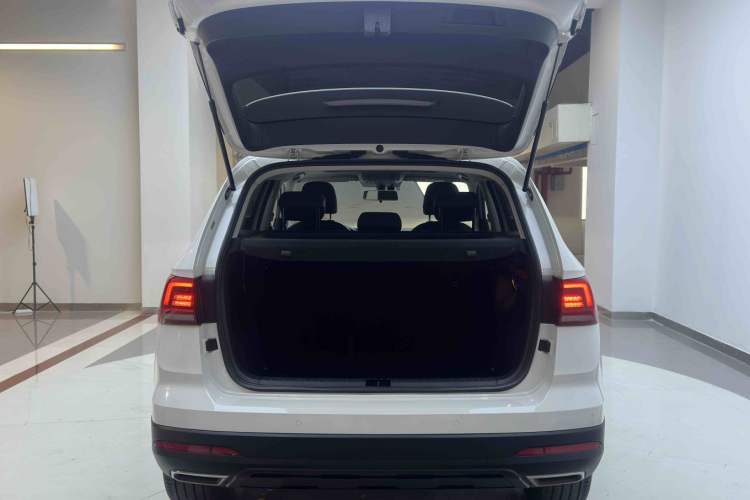 Used Volkswagen Tharu 2021 280TSI Two-Wheel-Drive Luxury Plus Edition
