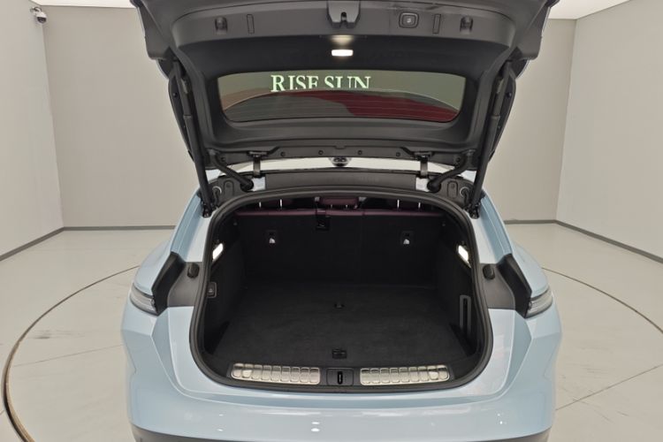 Used Nio ET5T 2023 75 kWh Touring