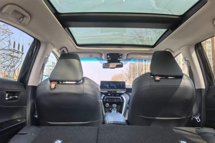 Used Toyota Harrier 2023 2.0L CVT Two-Wheel Drive Deluxe Edition Interior 5