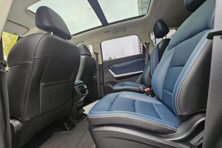 Used Livan Livan 9 2023 470 km Leading Edition