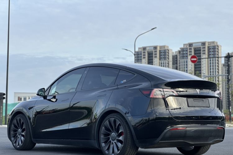 Used Tesla Model Y 2021 Performance High-Performance All-Wheel-Drive Version Exterior 4