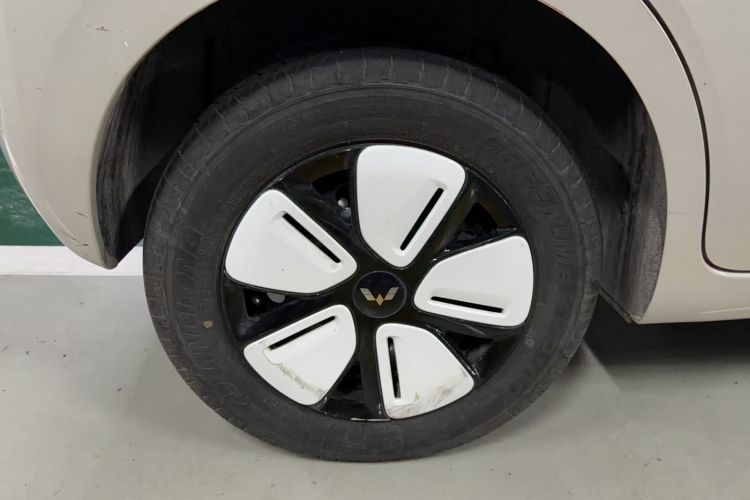 Used Wuling Hongguang MINIEV 2025 Four-Door Version Zhenxiang+ Edition Exterior 5