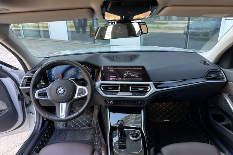 Used BMW 3 Series 2021 320Li M Sport Package Interior 1