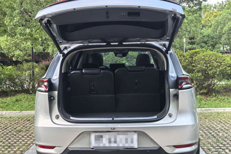 Used BYD Tang 2018 2.0T Automatic SmartConnect Prestige 7-Seater China V Standard
