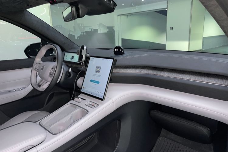 Used Nio EC6 2023 75 kWh