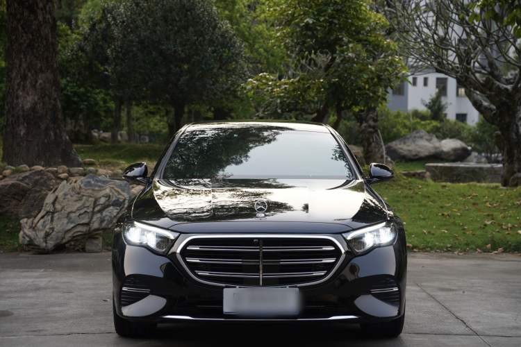 Used Mercedes-Benz E-Class 2024 E 260 L Exterior 1