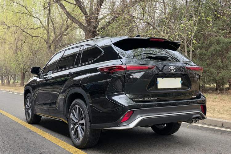 Used Toyota Crown Kluger 2026 Model 2.5L HEV All-Wheel-Drive Prestige Edition Exterior 5