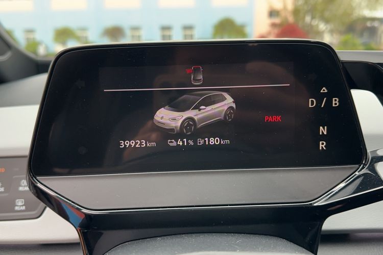 Used Volkswagen ID.3 2023 Pure Smart Edition Odometer Close Up