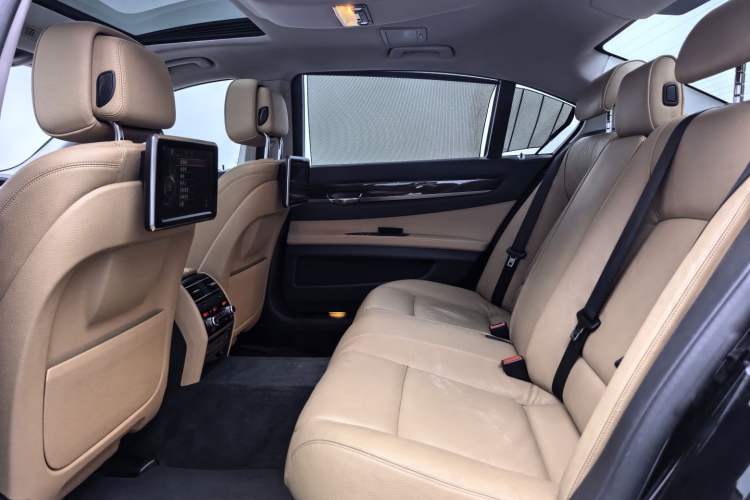 Used BMW 7 Series 2014 730Li Premium Edition Interior 2