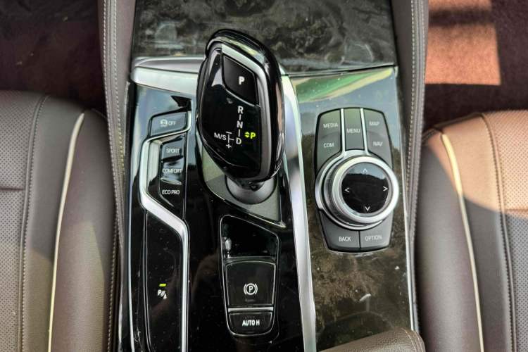 Used BMW 5 Series 2022 Restyled 525Li Luxury Package