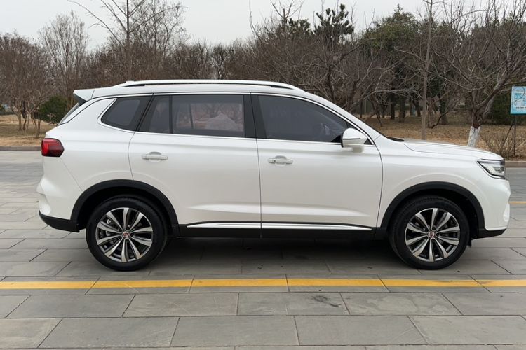 Used Roewe RX5 MAX 2019 300TGI Automatic 4G Connect Luxury Edition
