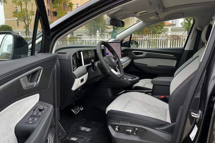 Used Volkswagen Talagon 2026 Model 450TSI Four-Wheel Drive Flagship 6-Seater
