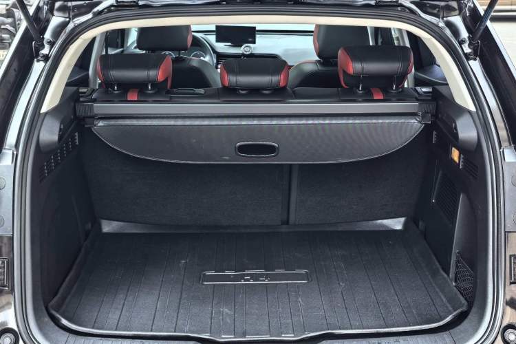 Used Haval H4 2019 1.5 GDIT DCT Ultra-Luxury Smart Connectivity Model China VI Standard
