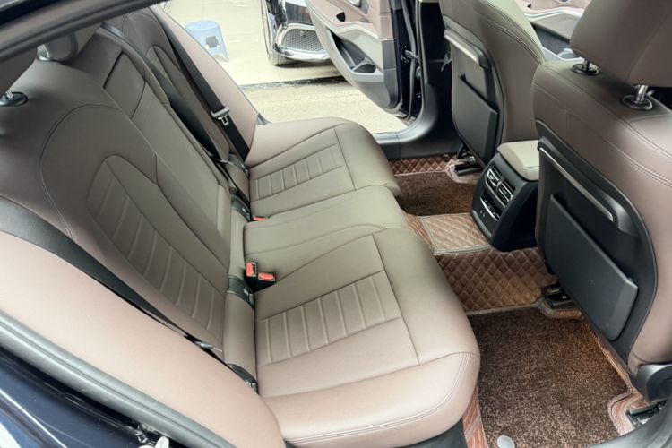 Used BMW 3 Series 2021 Facelifted 320Li M Sport Package
