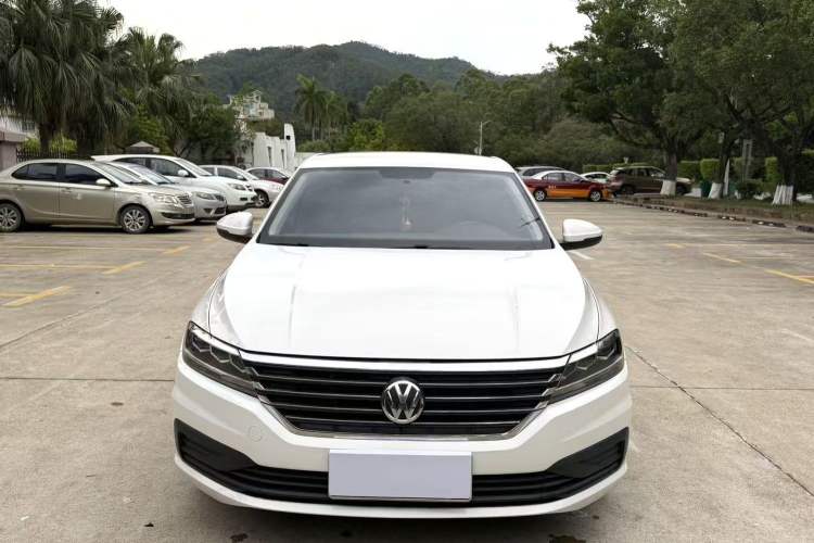 Used Volkswagen Lavida 2021 1.5L Automatic Fashion Edition
