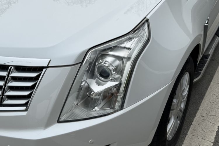 Used Cadillac SRX 2015 3.0L Comfort Version
