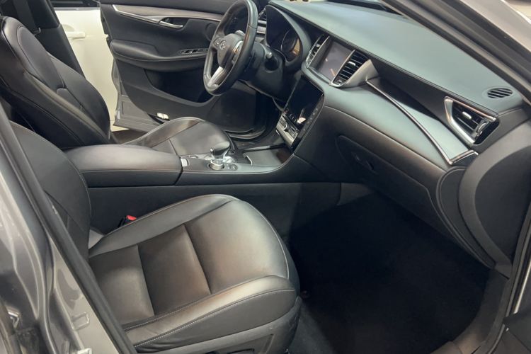 Used Infiniti QX50 2018 2.0T Two-Wheel Drive Fashion Edition Driver Seat