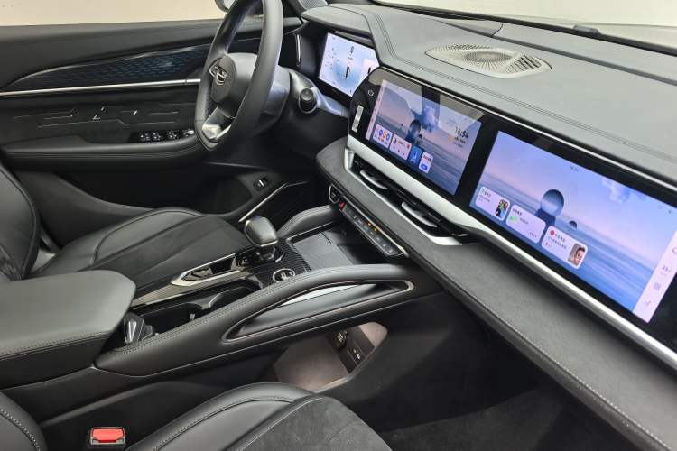 Used Geely Auto Monjaro L 2024 2.0TD High-Power Automatic Two-Wheel Drive Skyline Edition