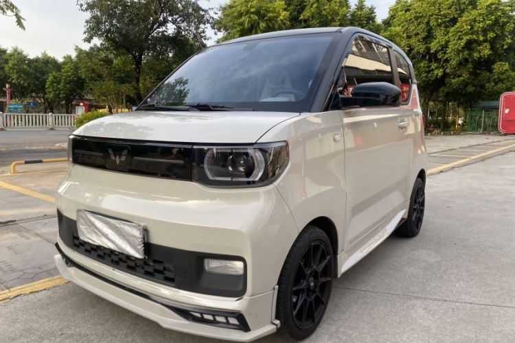 Used Wuling Hongguang MINIEV 2022 Macaron Premium Model – Lithium Iron Phosphate