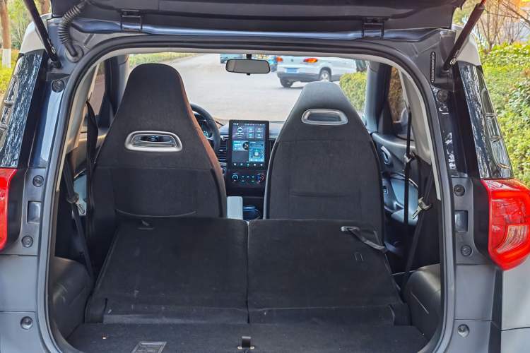 Used Chery Little Ant 2022 300 000 Yuan "Ant Fan" Edition "Extra Sweet" Version Lithium Iron Phosphate 29.2 kWh 30 kW 301 km